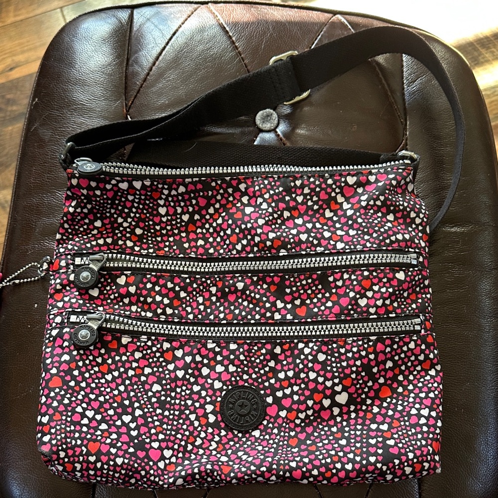 Kipling Heart Pattern Crossbody Bag - Black and Red
